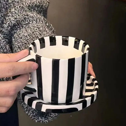 European Striped Ceramic Coffee Cup Saucer Modern Breakfast Dessert Plate Tea Cup Decorative Art Striped Coffee Cup 200 Ml Decor