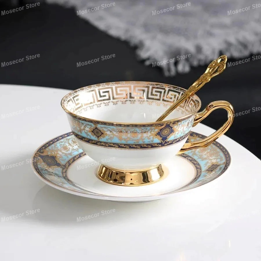 British Style Luxury Bone China Coffee Cup Coffee Cup and Saucer Set Baroque Ceramic Plate Retro Afternoon Tea Cup Set Best Gift