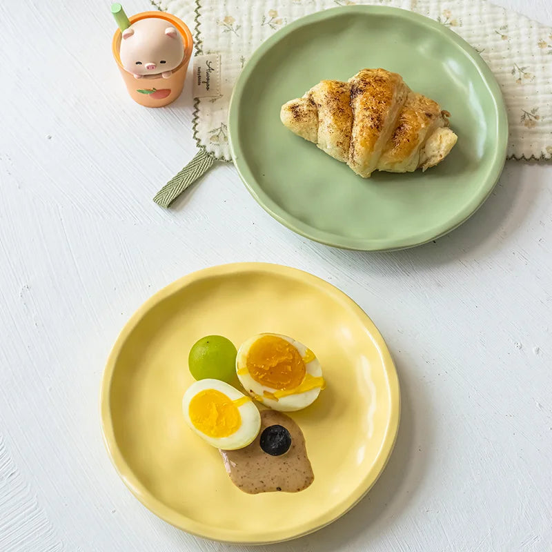 High Aesthetic Small Plates Household Ceramic Bone Spitting Plates Hand Kneaded Atmosphere Dessert Plates